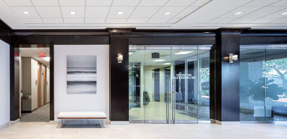 More Photos Of 1650 Highway 6, Sugar Land Unknown For Lease