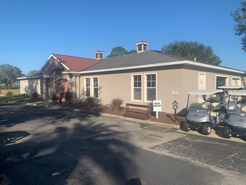 More Photos Of 4100 Carter Creek Dr, Avon Park Sports And Entertainment For Sale