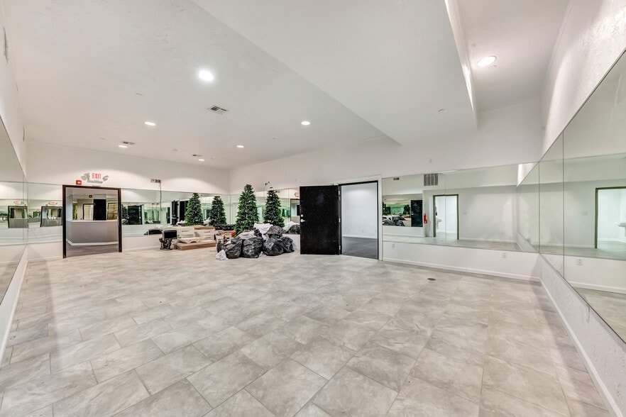 More Photos Of 1070 Baknsville Ave, Pittsburgh Lodge Meeting Hall For Sale