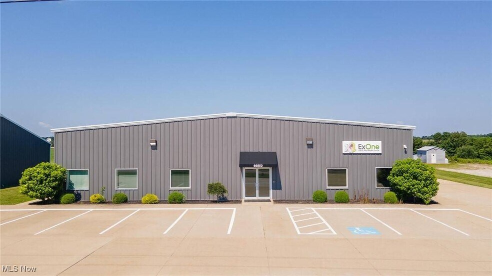 More Photos Of 66850 Executive Dr, Saint Clairsville Warehouse For Lease
