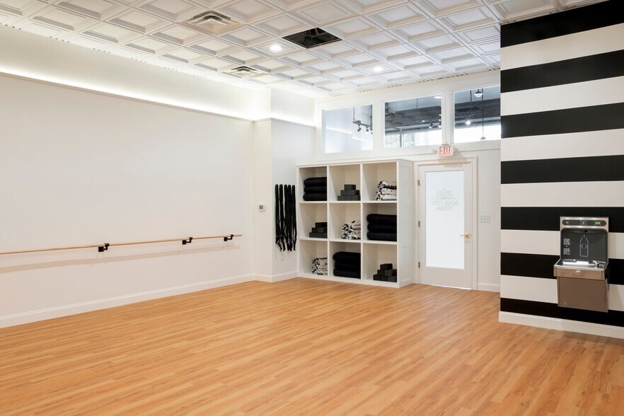 More Photos Of 190 Pleasant St, Malden Apartments For Lease