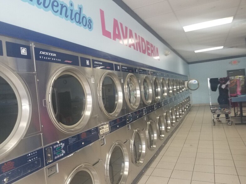 More Photos Of 5175 Little York Rd, Houston Service Station For Sale