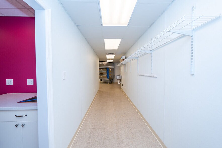 More Photos Of 101 Elm Ave, Louisa General Retail For Lease