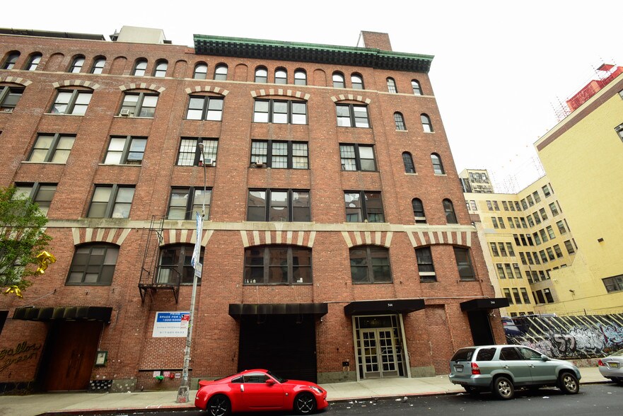 More Photos Of 544-548 W 27th St, New York Loft Creative Space For Lease