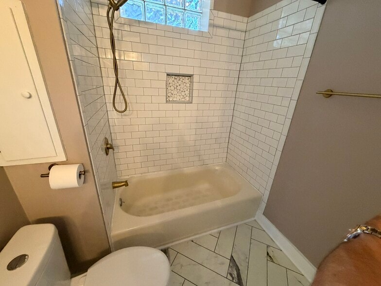 More Photos Of 228 E Washington St, Hagerstown Office Residential For Sale