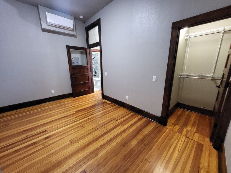 More Photos Of 223 W 3rd St, Joplin Apartments For Sale