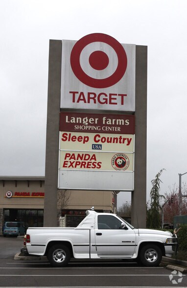 More Photos Of 21300 SW Adams Ave, Sherwood Unknown For Lease