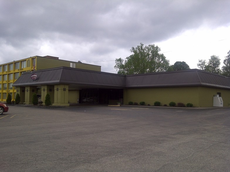 More Photos Of 70 Private Road 302, South Point Hospitality For Sale