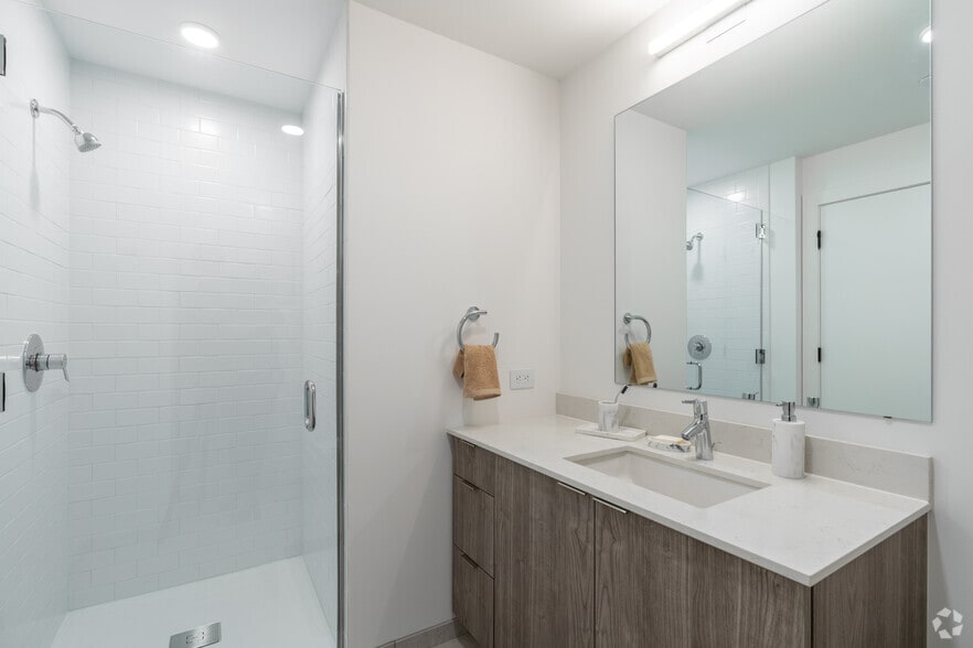 More Photos Of 1701 Race St, Philadelphia Apartments For Lease