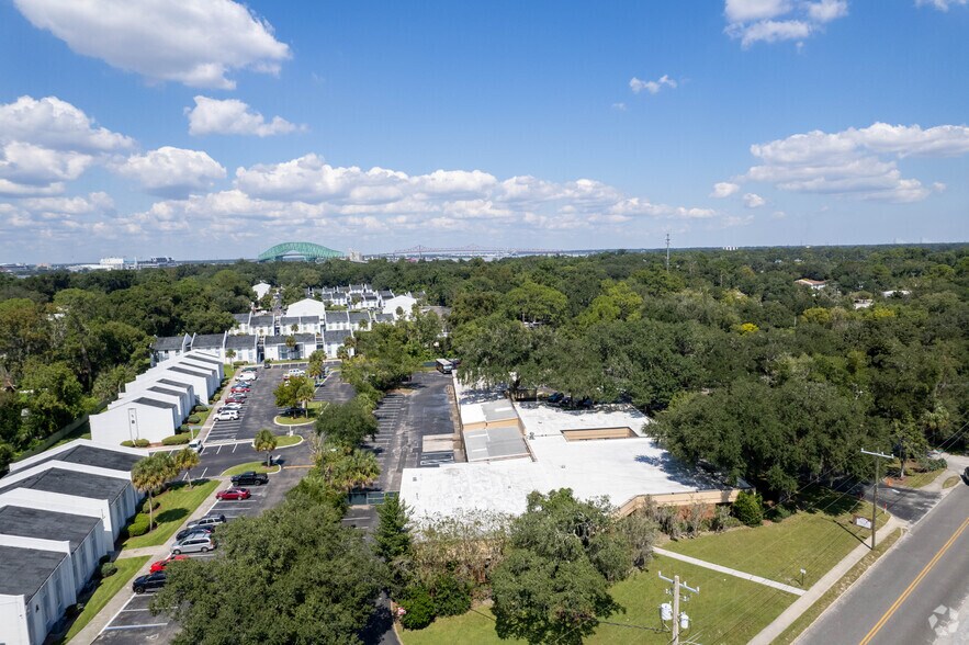 More Photos Of 3901 Carmichael Ave, Jacksonville Medical For Lease