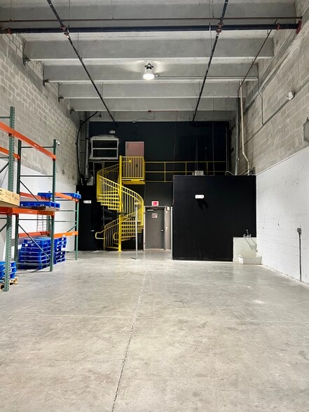 Primary Photo Of 1835 NW 112th Ave, Miami Warehouse For Lease
