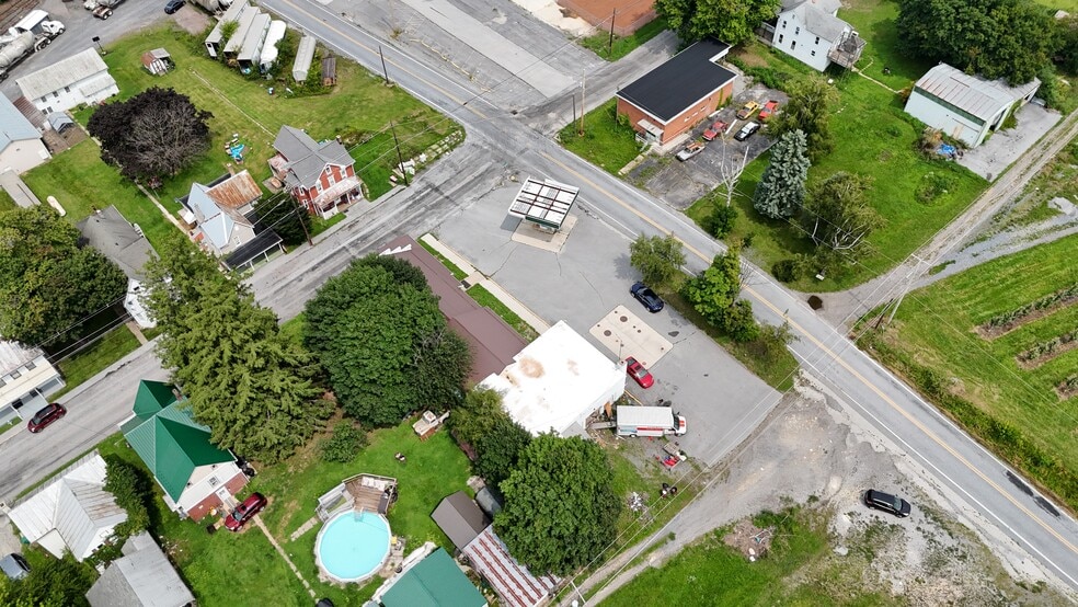 More Photos Of 115 Upper Bermudian Rd, Gardners Convenience Store For Sale