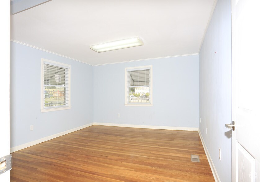 More Photos Of 415 Capitol Ave, Bridgeport Office For Lease