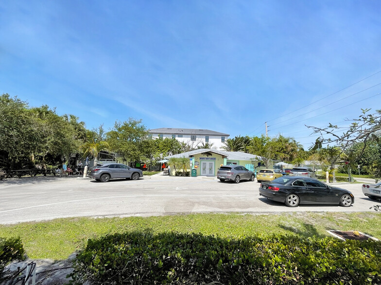 Primary Photo Of 2052 Danford St, Naples Storefront For Sale