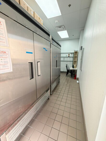 More Photos Of 23015 Colonial Pky, Katy Storefront Retail Office For Lease