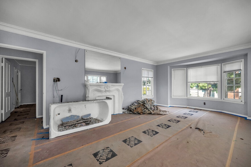 More Photos Of 3403 Stocker St, Los Angeles Apartments For Sale