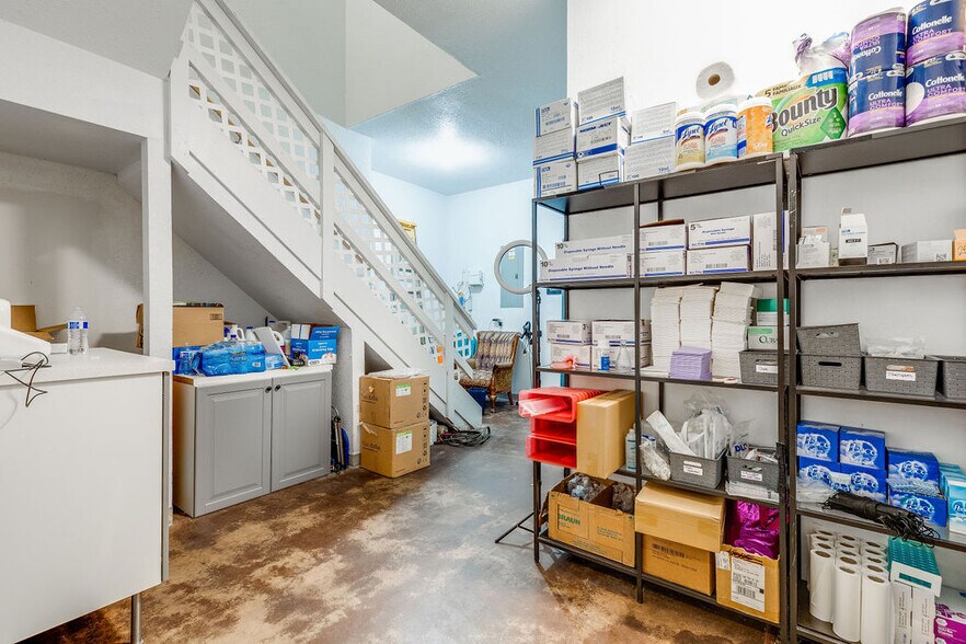 More Photos Of 7917 N May Ave, Oklahoma City Freestanding For Sale