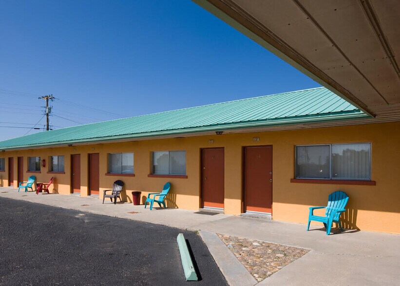 More Photos Of 501 E Historic Route 66, Moriarty Hotel For Sale
