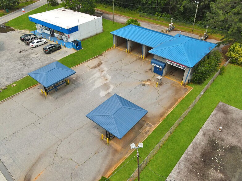 More Photos Of 1005 Reynolds Ave, Greenwood Specialty For Sale