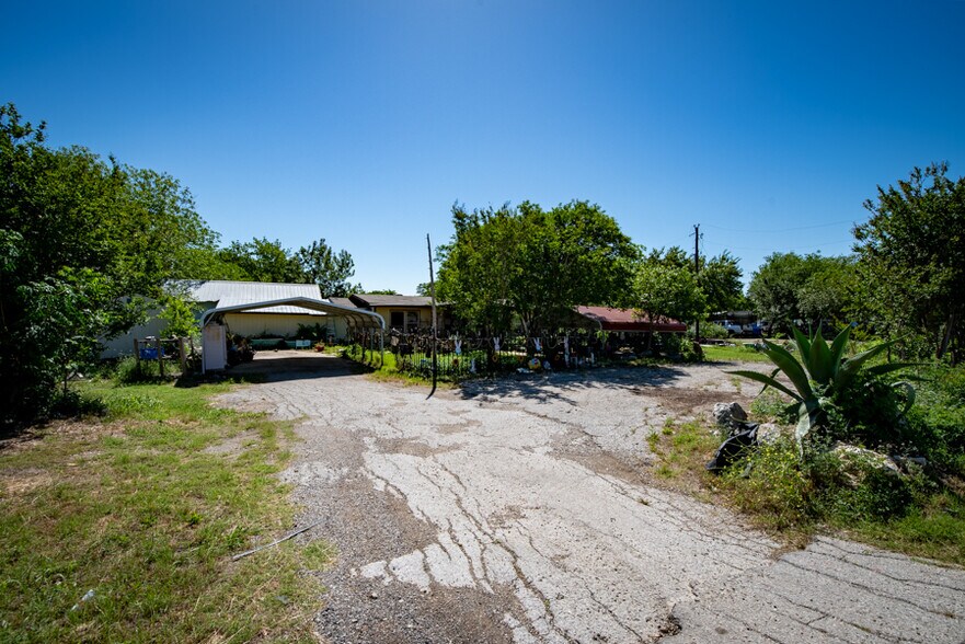 More Photos Of 7913 Highway 183 S, Austin Manufacturing For Sale