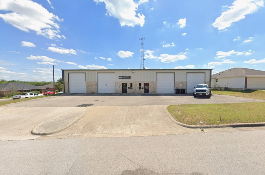 More Photos Of 2501 Saulsbury Dr, Temple Warehouse For Sale