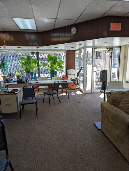 More Photos Of 171 E 154th St, Harvey Storefront Retail Residential For Sale