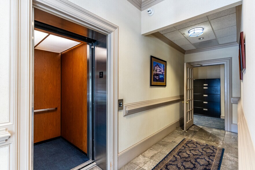 More Photos Of 3495 Holcomb Bridge Rd, Peachtree Corners Office For Lease