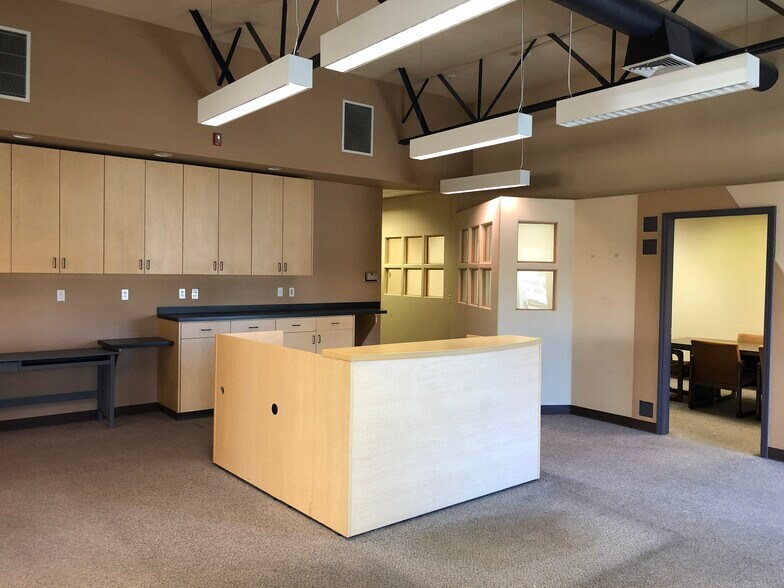 More Photos Of 7025 Longley Ln, Reno General Retail For Lease