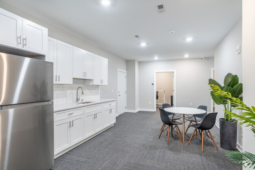 More Photos Of 5627 Germantown Ave, Philadelphia Coworking Space