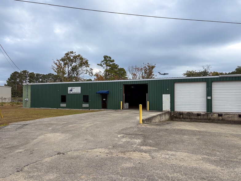 Primary Photo Of 3280 Industry Dr, North Charleston Warehouse For Lease