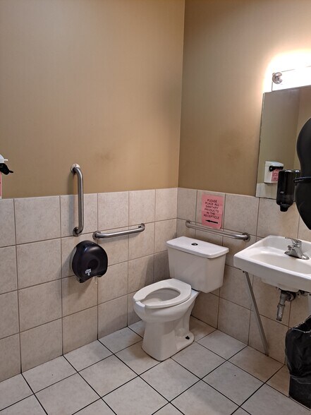 More Photos Of 500 66th St NW, Sauk Rapids Freestanding For Sale