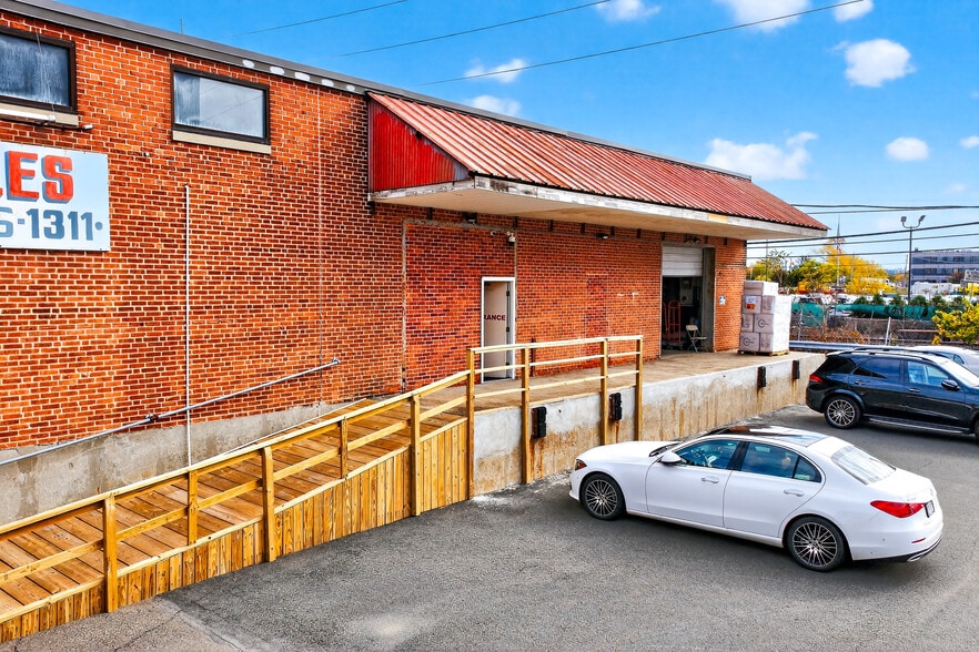 More Photos Of 570 Revere Beach Pky, Revere Manufacturing For Sale