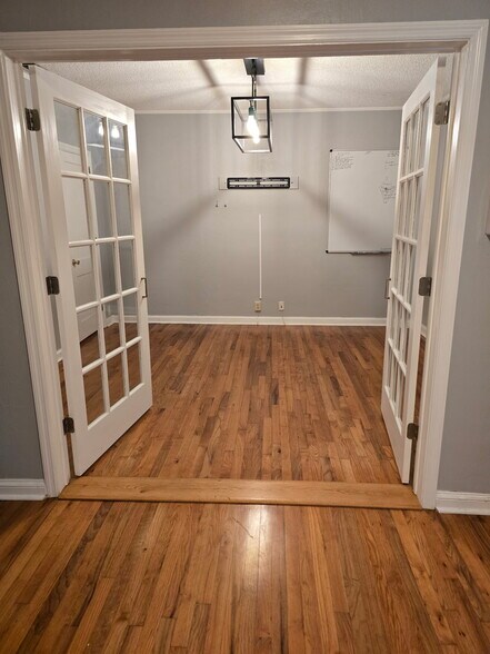 More Photos Of 1934 Dellwood Dr, Tallahassee Office Residential For Sale