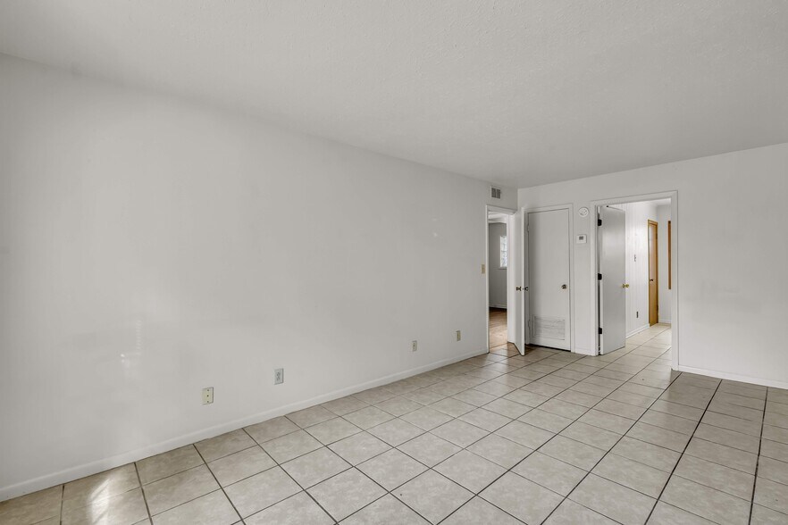 More Photos Of 419 10th St S, Columbus Apartments For Sale