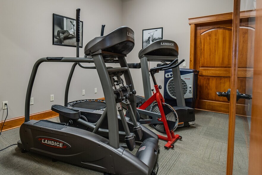 More Photos Of 3450 Esperanza Rd, Keuka Park Specialty For Sale