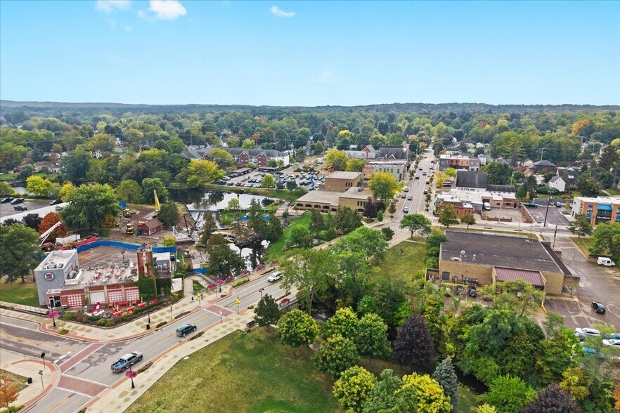 More Photos Of 104 S Leroy St, Fenton Storefront Retail Residential For Sale