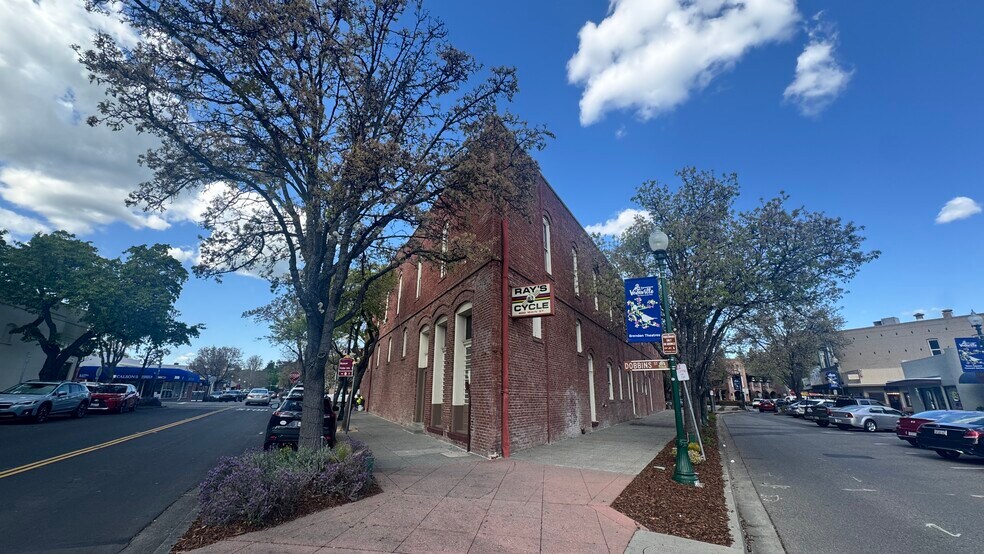 More Photos Of 400-412 Main St, Vacaville Storefront Retail Office For Lease