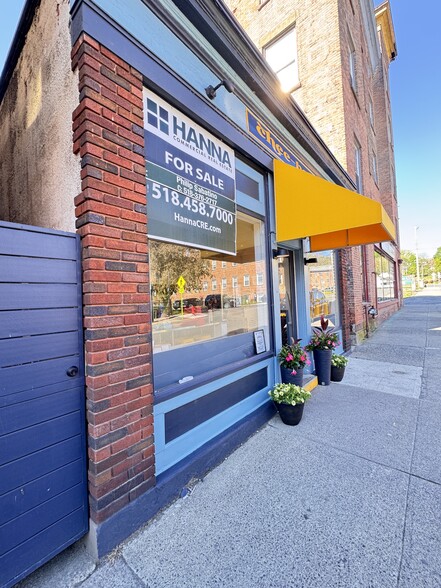 More Photos Of 300 Ontario St, Cohoes Restaurant For Sale
