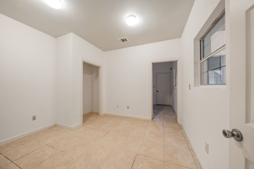 More Photos Of 6737 FM 362, Brookshire Warehouse For Lease