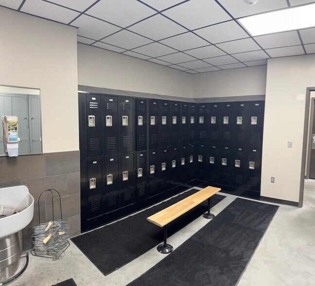 More Photos Of 23480 Mynard Rd, Greenwood Truck Terminal For Lease