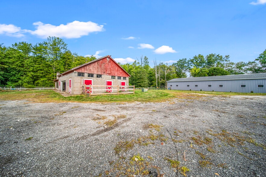 More Photos Of 6600 Vrooman Rd, Painesville Horse Stables For Sale