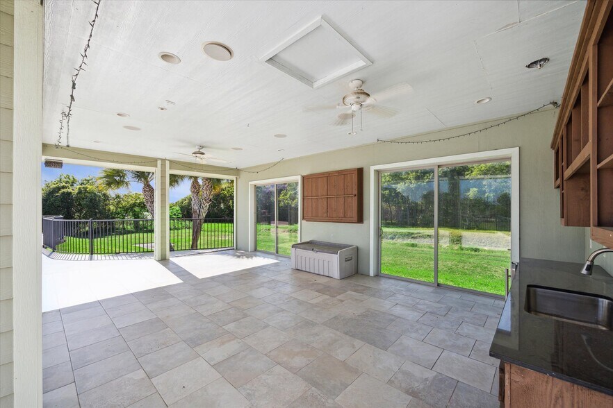 More Photos Of 2904 Red Bluff Rd, Seabrook Land For Sale