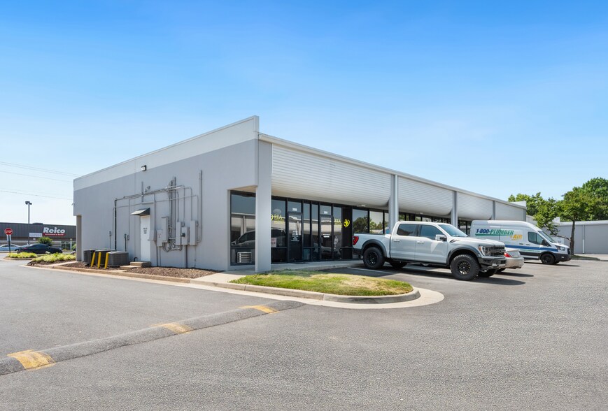Primary Photo Of 3035-3099 PS Business Center Dr, Woodbridge Unknown For Lease