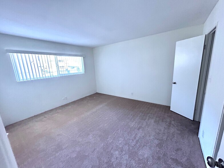 More Photos Of 26377 Hillcrest Ave, Lomita Apartments For Sale