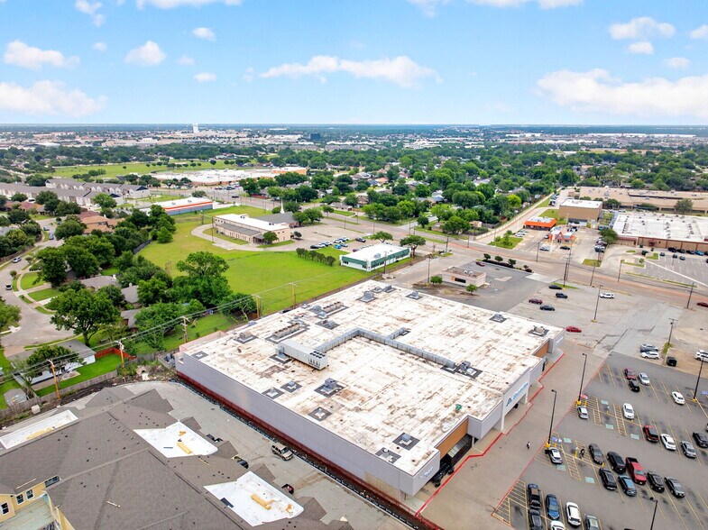 More Photos Of 2920 Motley Dr, Mesquite Medical For Lease