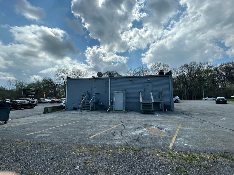More Photos Of 1312 US Highway 30, Schererville Storefront For Sale