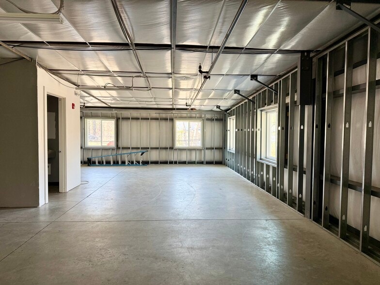 More Photos Of 274 South St, Walpole Service For Lease