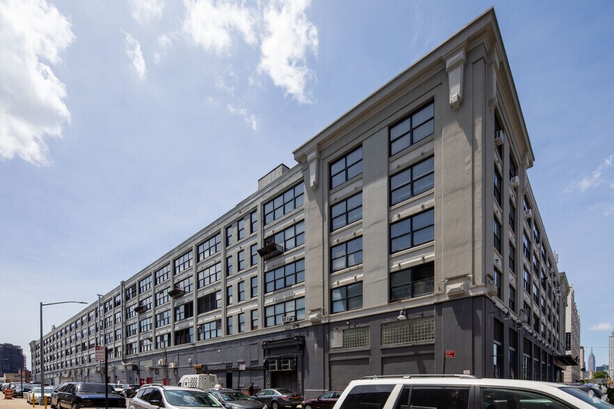 More Photos Of 31-00 47th Ave, Long Island City Industrial For Lease