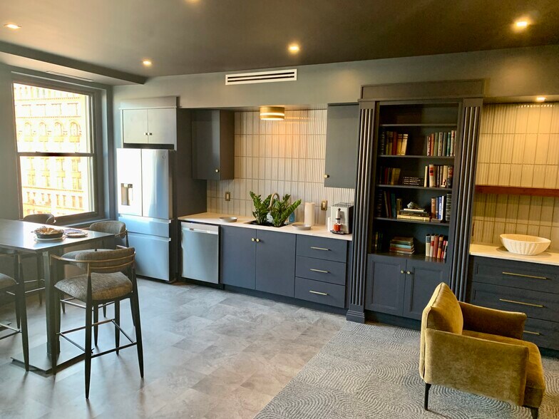 More Photos Of 45 Exchange Blvd, Rochester Office For Lease