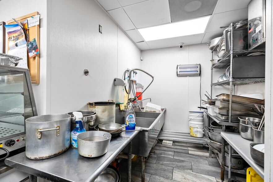 More Photos Of 502-504 Lucerne Ave, Lake Worth Restaurant For Lease